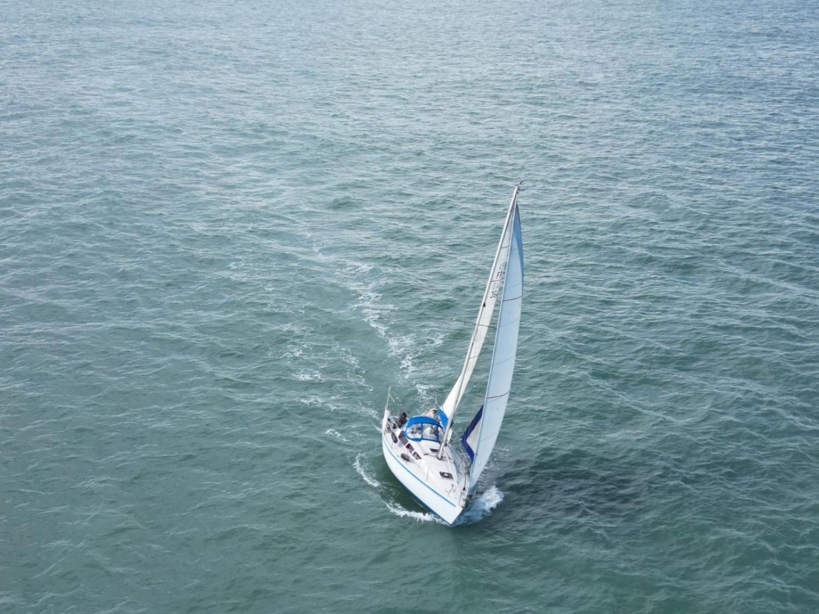 فندق Nuitee A Bord De Danilou Un Voilier De 9.50M سُت المظهر الخارجي الصورة